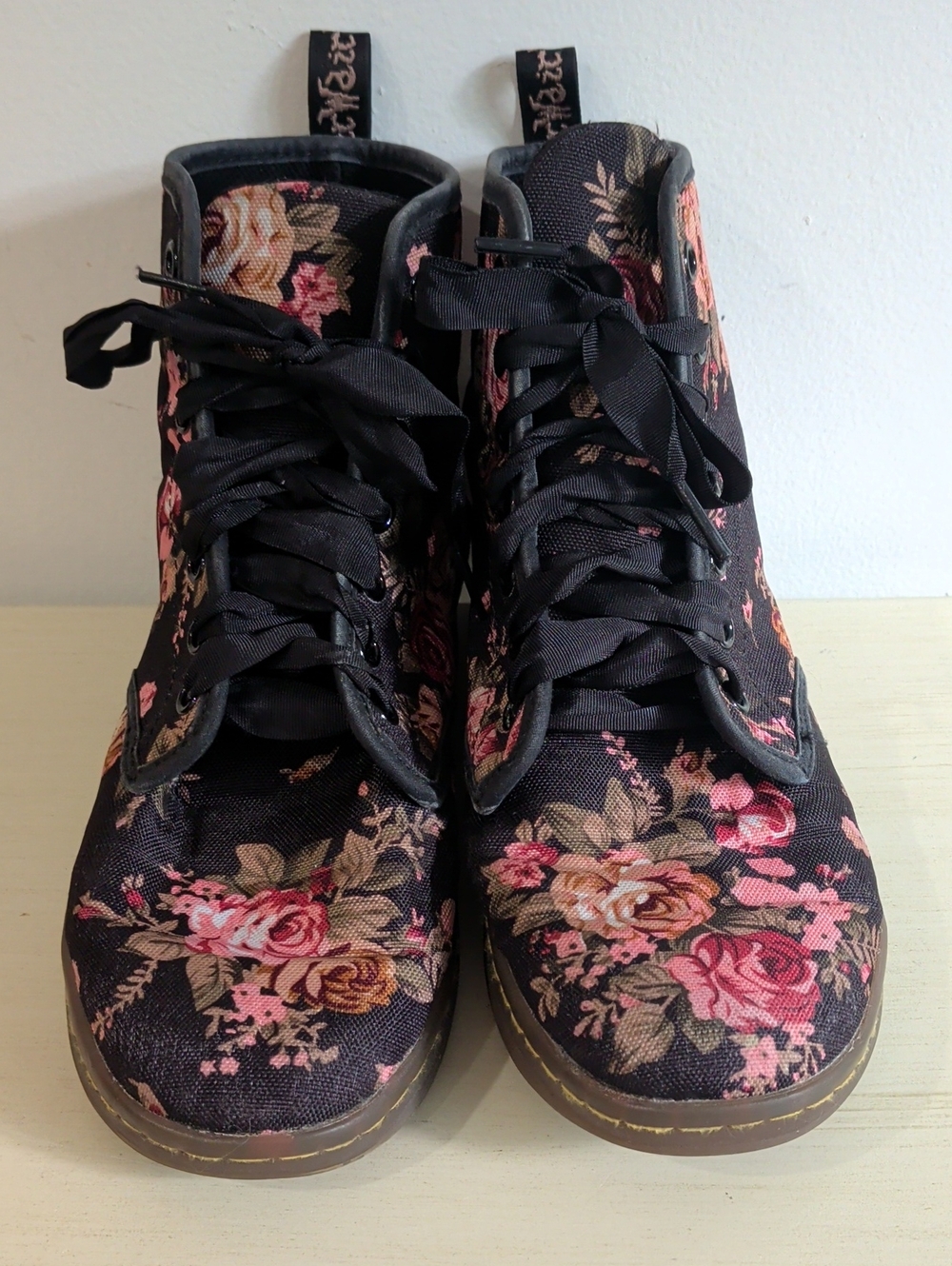 Dr. Martens Black Floral Canvas High-Top Ankle Boots Size 7